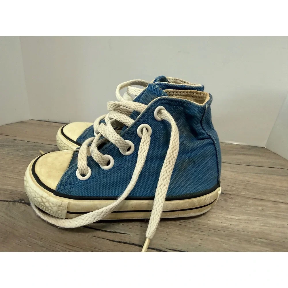 Converse Chuck Taylor Size 6 All Star High Top Blue Canvas Kids Sneakers 87121